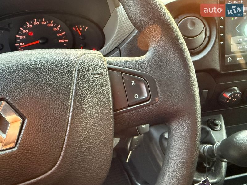 Грузовой фургон Renault Master 2017 в Дубно