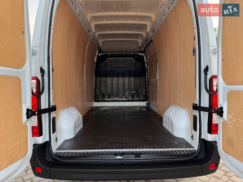 Грузовой фургон Renault Master 2017 в Дубно