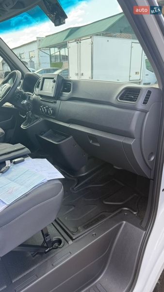 Вантажний фургон Renault Master 2021 в Луцьку