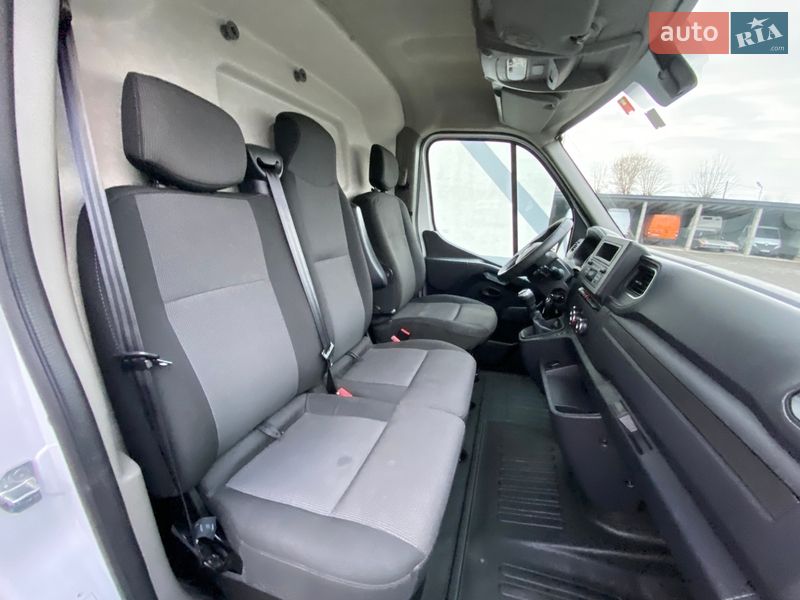 Грузовой фургон Renault Master 2022 в Киеве