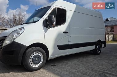 Вантажний фургон Renault Master 2015 в Луцьку