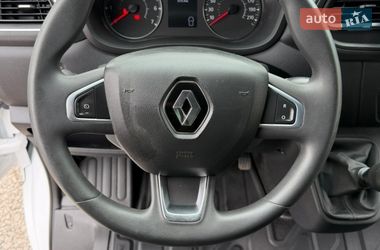 Вантажний фургон Renault Master 2022 в Рівному
