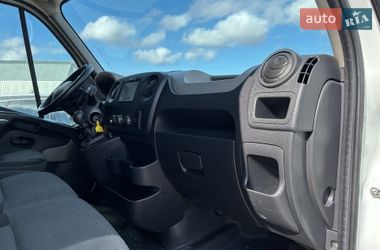 Грузовой фургон Renault Master 2017 в Львове