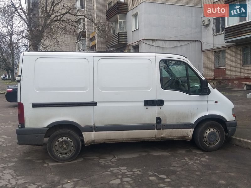 Вантажний фургон Renault Master 2002 в Дніпрі