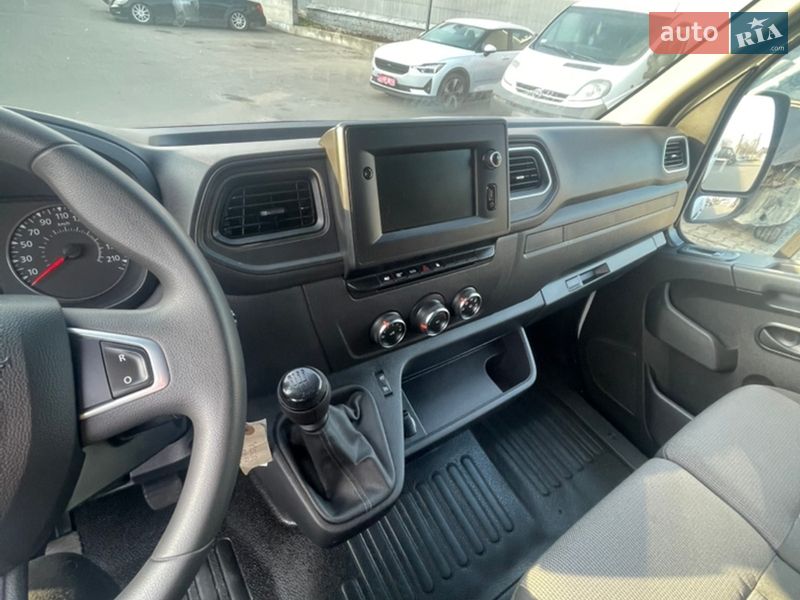 Грузовой фургон Renault Master 2022 в Луцке