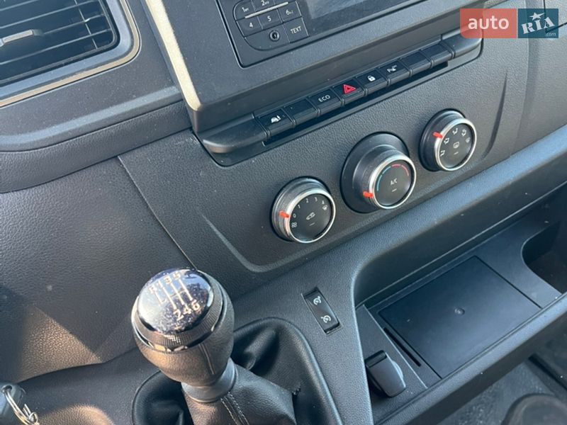 Вантажний фургон Renault Master 2022 в Дніпрі фото 9 Вантажний фургон Renault Master 2022 в Дніпрі