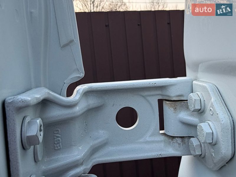 Вантажопасажирський фургон Renault Master 2016 в Млиніві фото 46 Вантажопасажирський фургон Renault Master 2016 в Млиніві