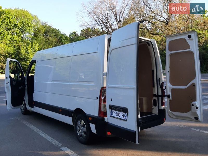 Грузовой фургон Renault Master 2018 в Полтаве