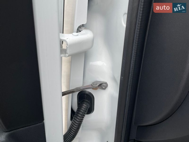 Вантажний фургон Renault Master 2021 в Києві фото 20 Вантажний фургон Renault Master 2021 в Києві