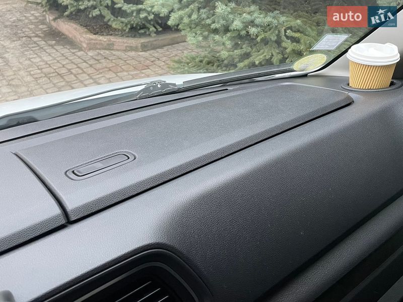 Вантажний фургон Renault Master 2021 в Києві фото 41 Вантажний фургон Renault Master 2021 в Києві