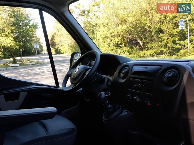 Грузовой фургон Renault Master 2018 в Полтаве