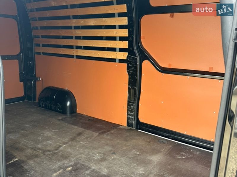 Грузовой фургон Renault Master 2019 в Львове