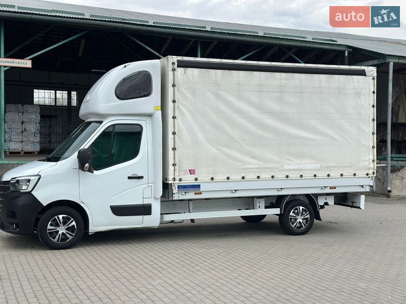Вантажний фургон Renault Master 2022 в Хусті