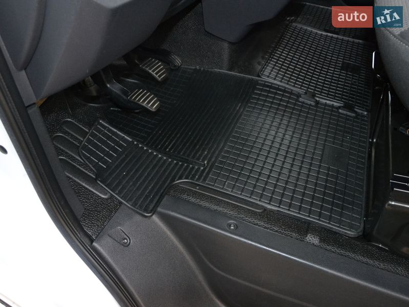 Грузовой фургон Renault Master 2021 в Полтаве фото 11 Грузовой фургон Renault Master 2021 в Полтаве