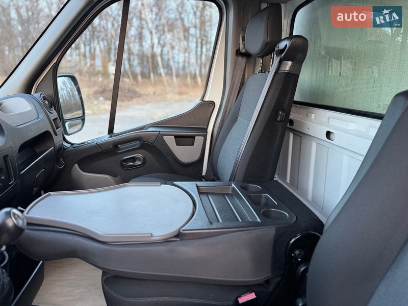 Вантажний фургон Renault Master 2017 в Дубні фото 29 Вантажний фургон Renault Master 2017 в Дубні