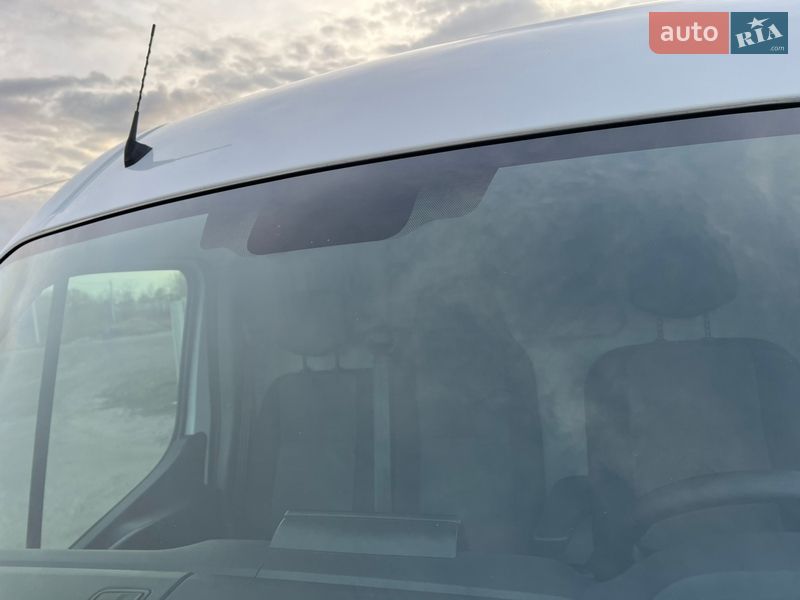 Вантажний фургон Renault Master 2021 в Радивиліві