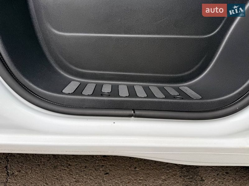 Грузовой фургон Renault Master 2021 в Киеве