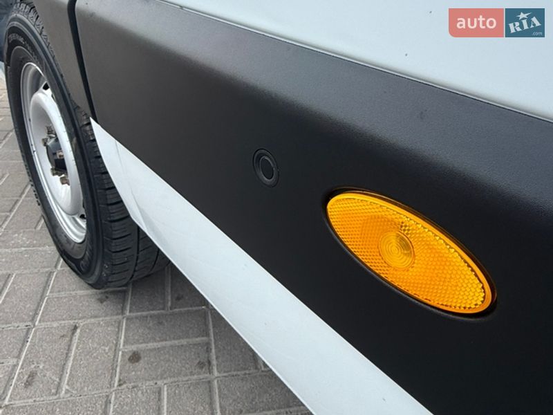 Грузовой фургон Renault Master 2022 в Киеве