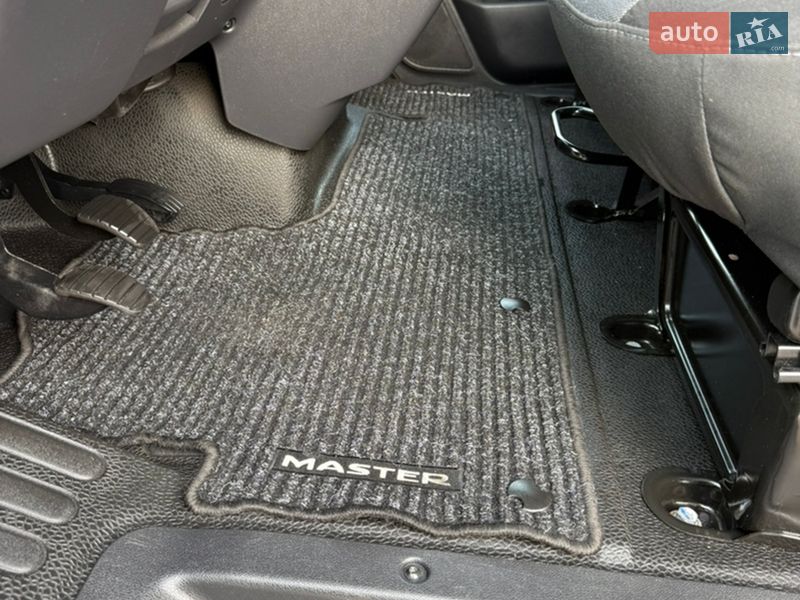 Грузовой фургон Renault Master 2022 в Киеве