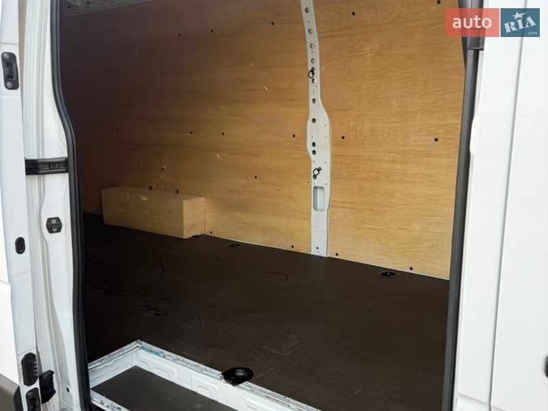 Грузовой фургон Renault Master 2022 в Киеве