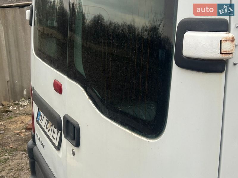 Вантажний фургон Renault Master 2007 в Хмельницькому фото 5 Вантажний фургон Renault Master 2007 в Хмельницькому