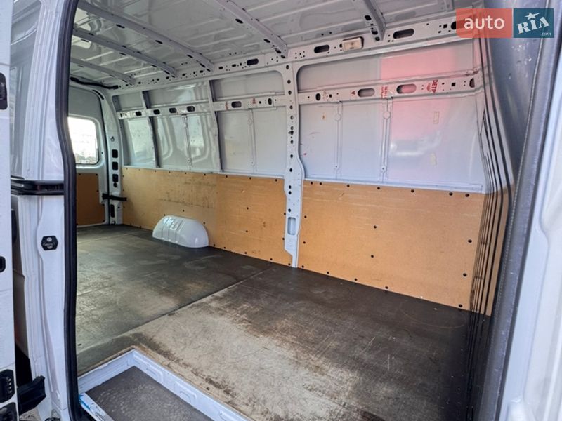 Вантажний фургон Renault Master 2022 в Києві фото 18 Вантажний фургон Renault Master 2022 в Києві