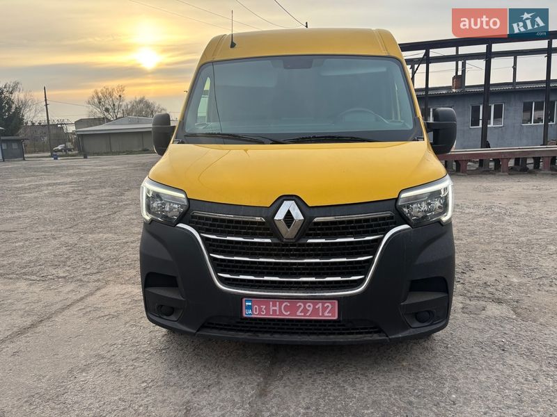 Грузовой фургон Renault Master 2021 в Нововолынске
