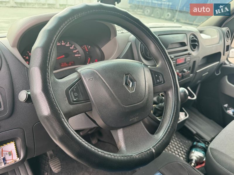 Автовоз Renault Master 2016 в Сарнах