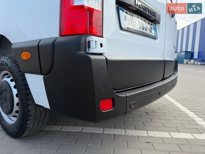 Вантажний фургон Renault Master 2023 в Дубні