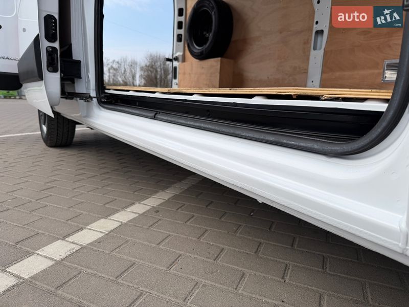 Вантажний фургон Renault Master 2023 в Дубні