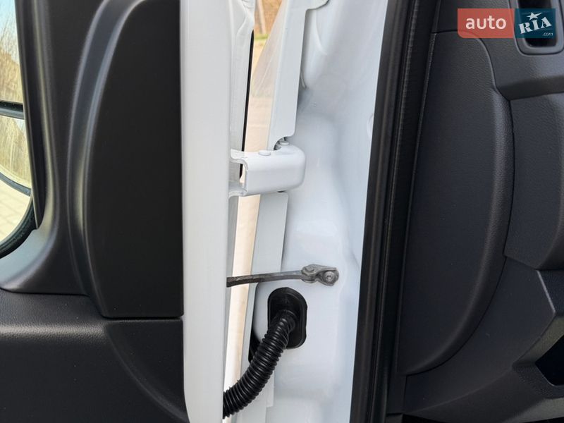 Вантажний фургон Renault Master 2023 в Дубні