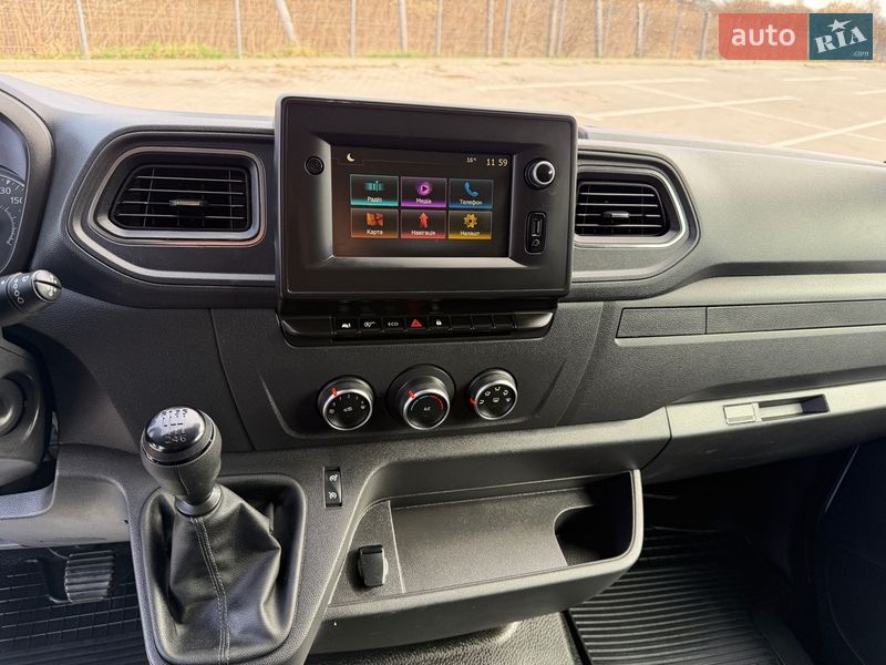 Вантажний фургон Renault Master 2023 в Дубні