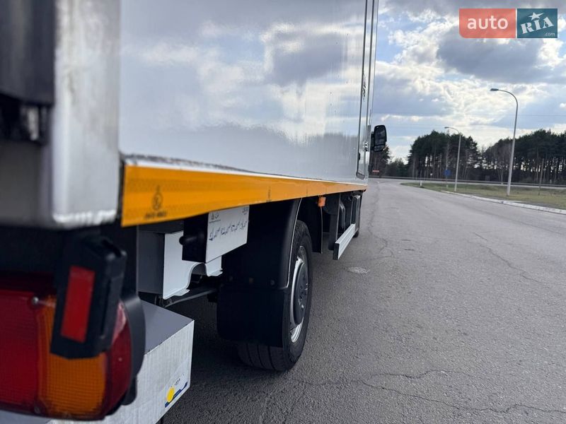 Вантажний фургон Renault Master 2022 в Києві