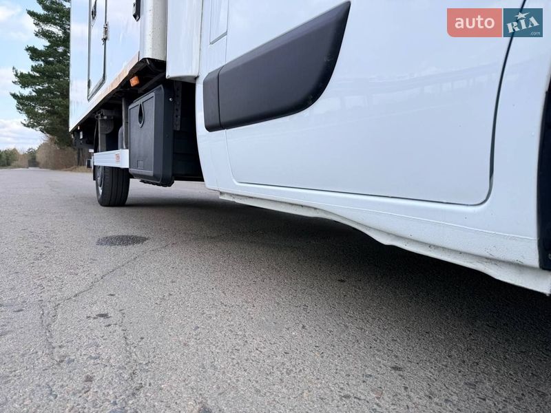 Вантажний фургон Renault Master 2022 в Києві