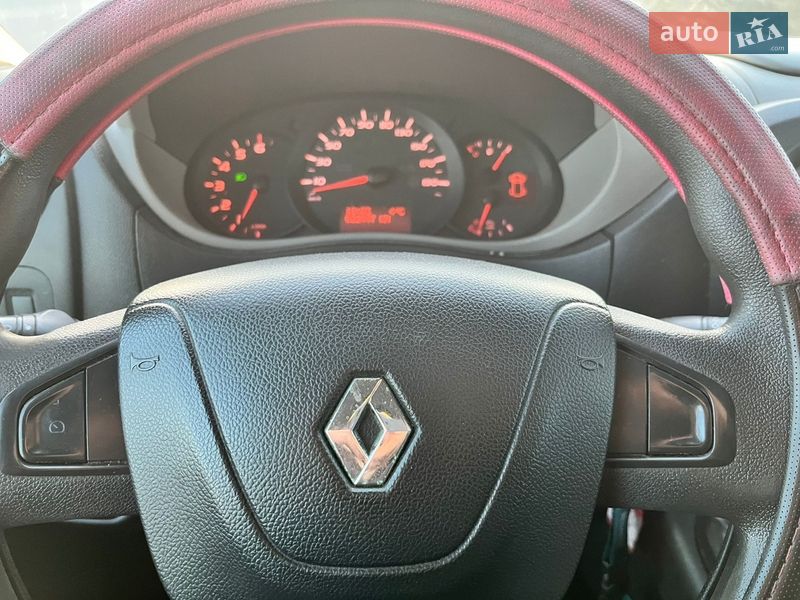 Тентованый Renault Master 2017 в Луцке