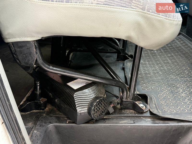 Вантажопасажирський фургон Renault Master 2006 в Володимирі фото 4 Вантажопасажирський фургон Renault Master 2006 в Володимирі