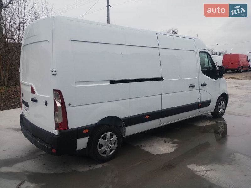 Грузовой фургон Renault Master 2017 в Дубно