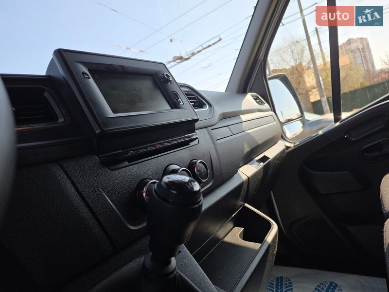 Вантажний фургон Renault Master 2022 в Одесі