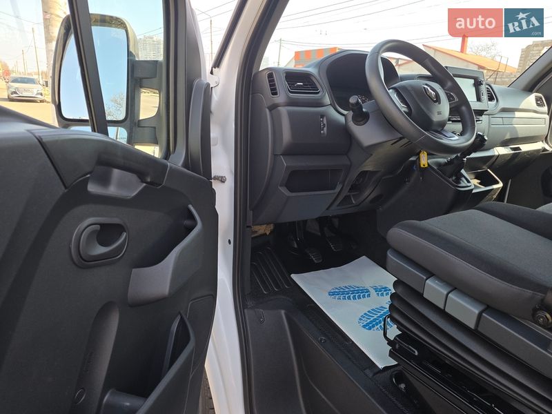 Вантажний фургон Renault Master 2022 в Одесі