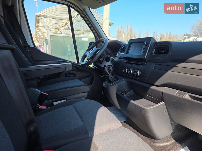 Грузовой фургон Renault Master 2022 в Одессе