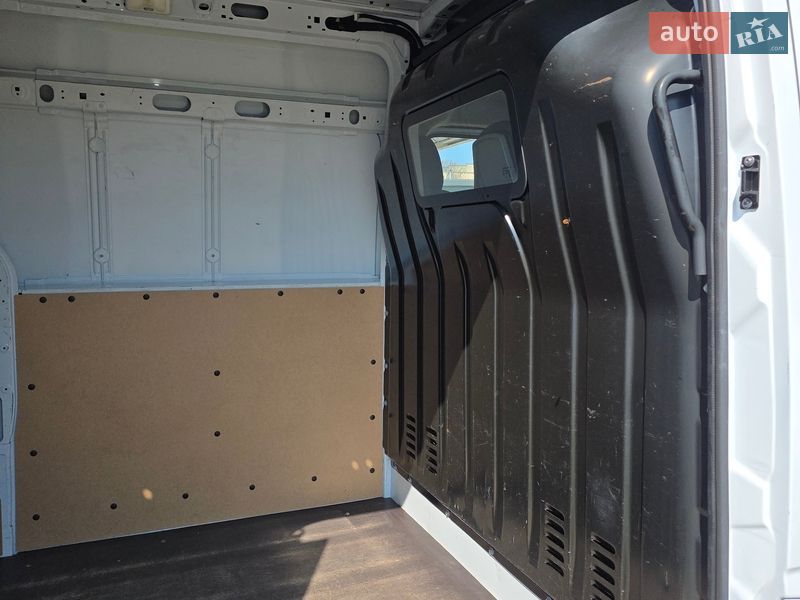 Вантажний фургон Renault Master 2022 в Одесі