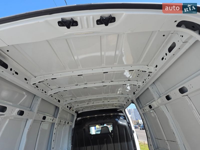 Вантажний фургон Renault Master 2022 в Одесі