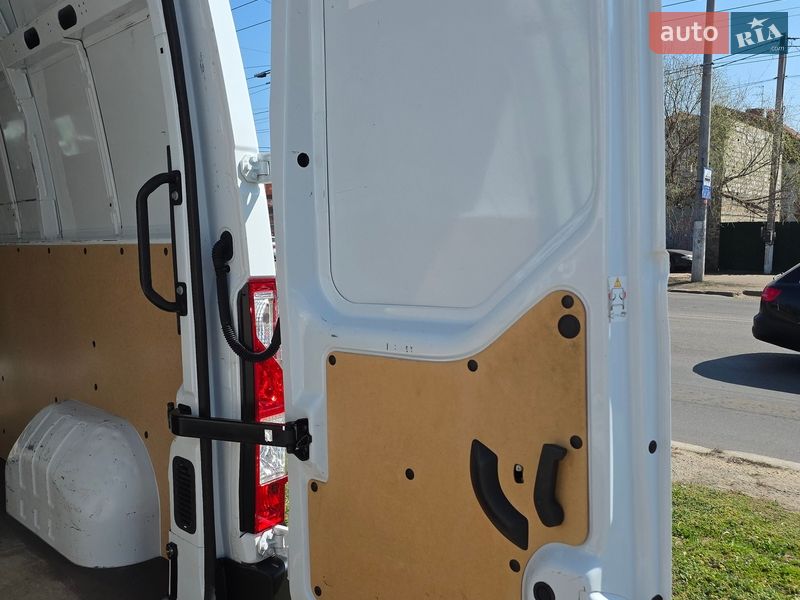 Вантажний фургон Renault Master 2022 в Одесі