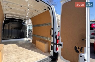 Вантажний фургон Renault Master 2022 в Києві