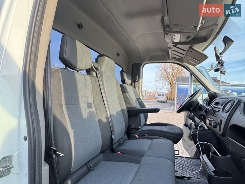 Автовоз Renault Master 2018 в Самборі