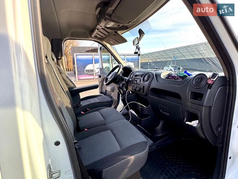 Автовоз Renault Master 2018 в Самборі