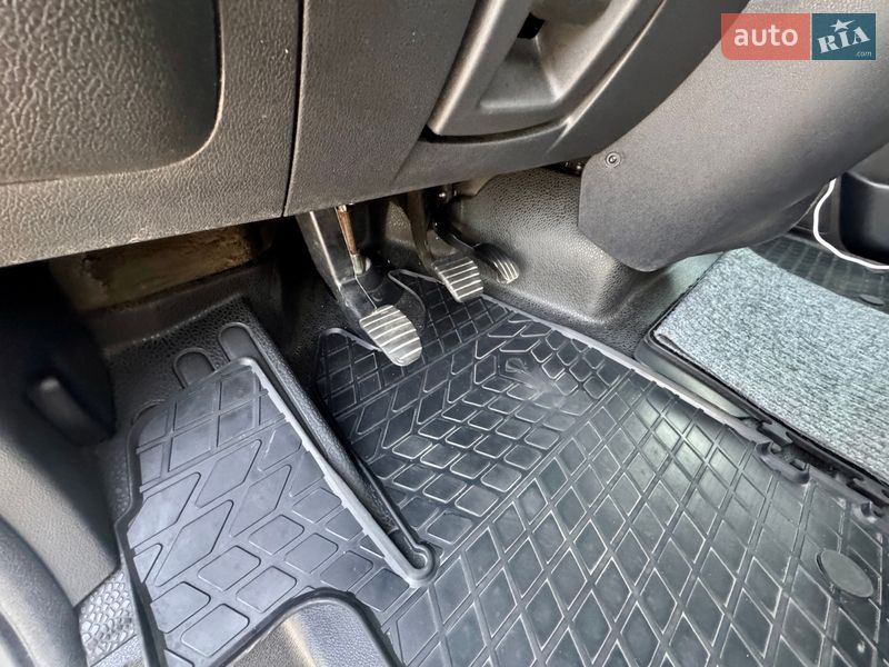 Автовоз Renault Master 2018 в Самборі
