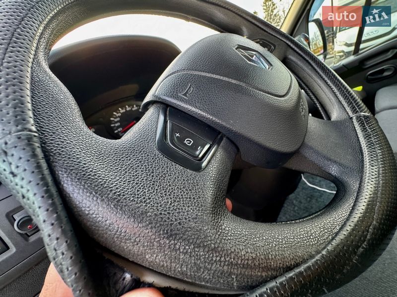 Автовоз Renault Master 2018 в Самборі