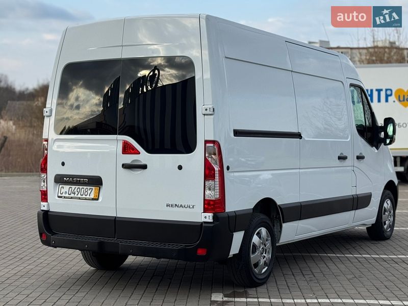 Вантажний фургон Renault Master 2019 в Дубні