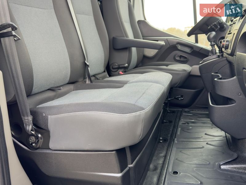 Вантажний фургон Renault Master 2019 в Дубні